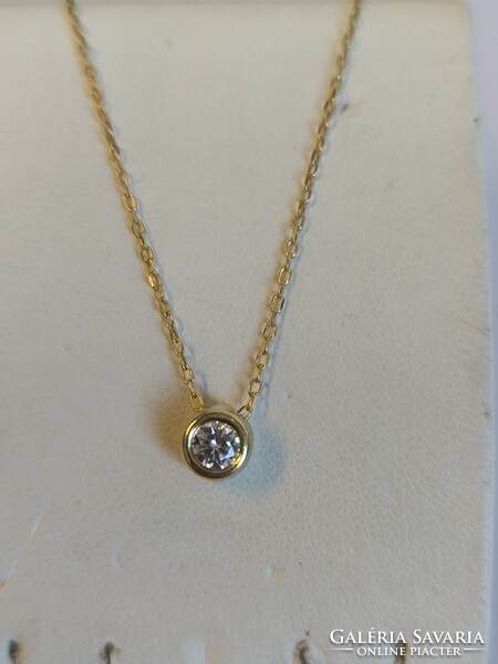 Modern buton foglalatos csúszka medál és nyaklánc cca:0,25 ct