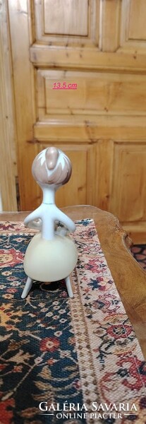 Ősz Szabó Antónia cicás kislány Aquincumi