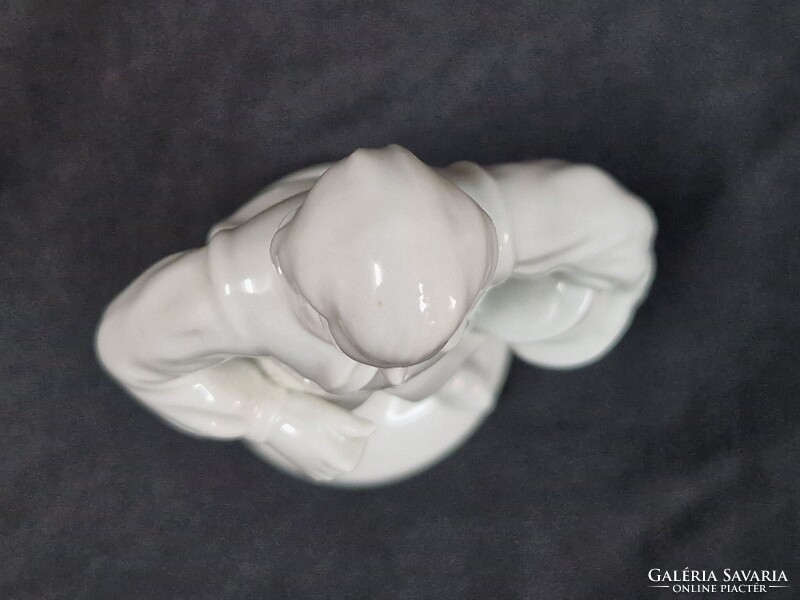 Ritka dán Hedebo hófehér porcelán népviseletes fiú figura hibátlan állapot 17 cm. magas