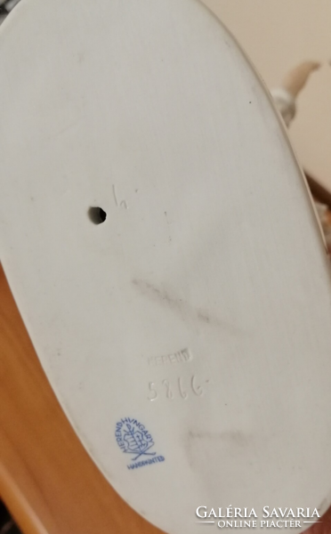 Herendi Párizs lángja figura