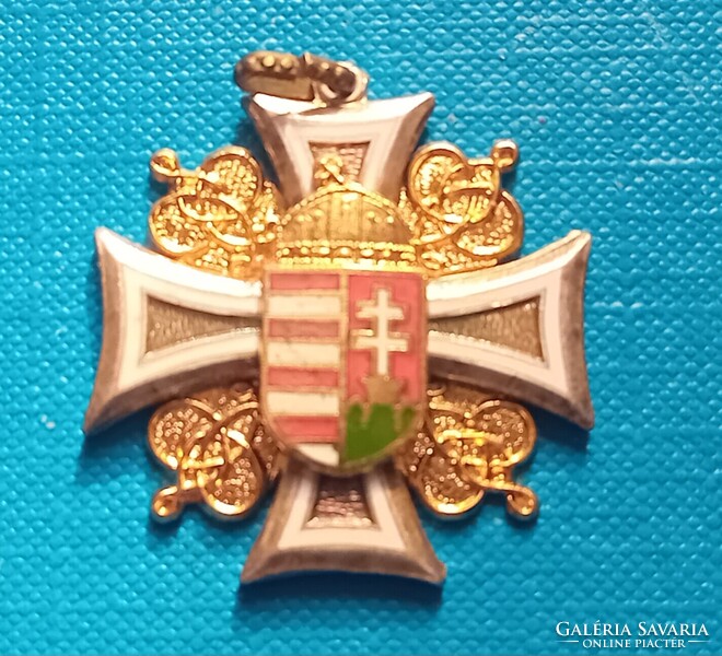 Military Medal, Officer Service Badge