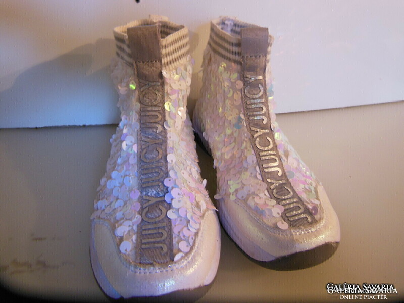 JUICY COUTURE - ANGOL - CIPŐ - 31 méret - GYERMEK - ANGOL - ALIG HASZNÁLT