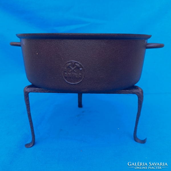 ANINA Mine, Cast Iron Pot with Iron Stand – Rare Mining Crest, Circa 1880-1920