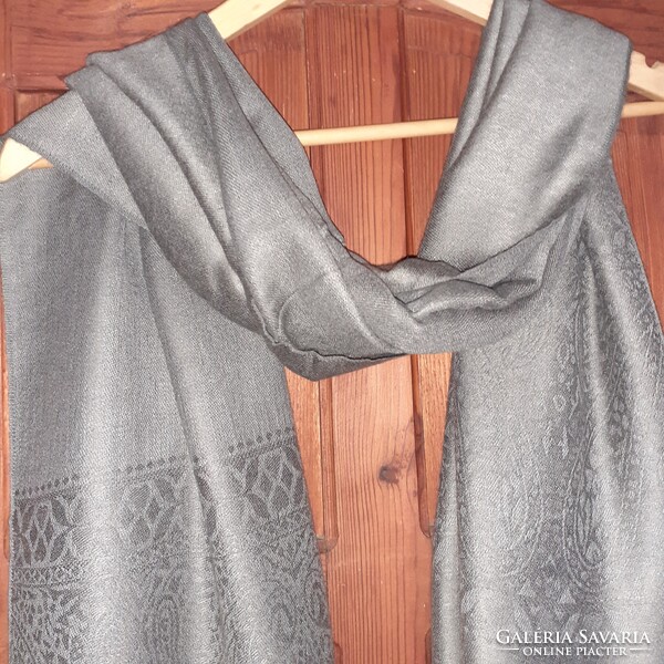 Pashmina khaki színű nagyméretű női sál/női stóla