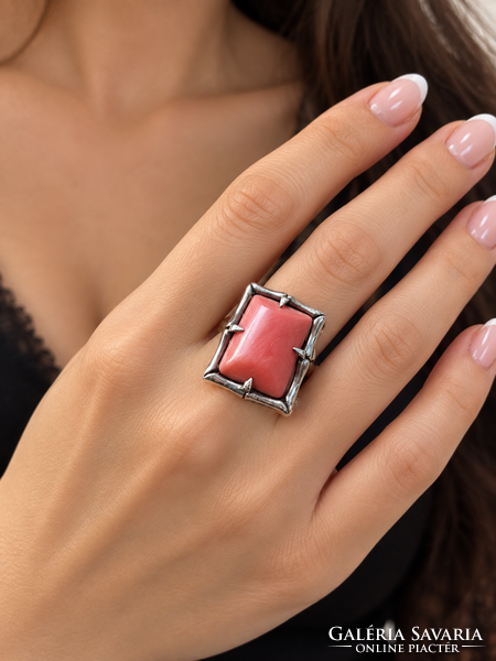 Vintage Bohemian Style Silver Ring. Natural Coral Stone. 11 g!