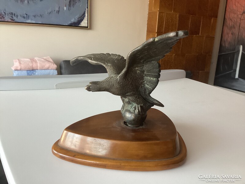 Antique, bronze turul bird