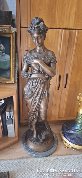 Adrien Gaudez (1845–1902): „Offrande” (Felajánlás), Hors Concours. Barna patinás bronz. Jelzett és f