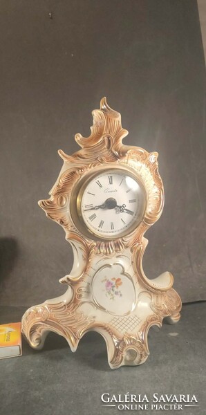 Német porcelán kandalló óra 577