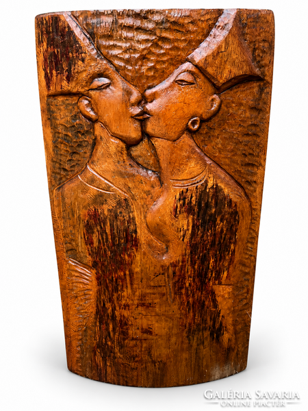 Nagyméretű figurális tölgyfa faliplasztika, 73 × 45 cm – 20. század második fele