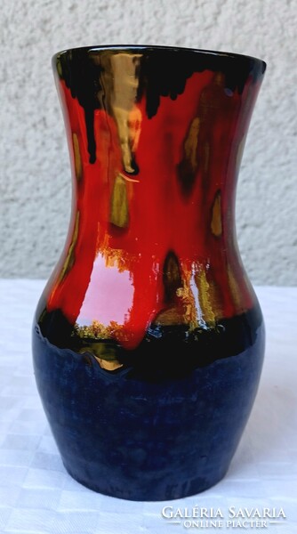 Decorative Red-Black Art Craft Vase