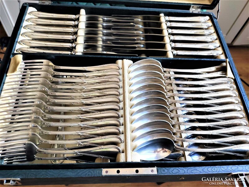 Stunning 12-Person Silver Cutlery Set, Weighing 6 kg